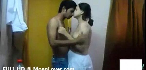  Sexy Indian Couple Hardcore Kissing